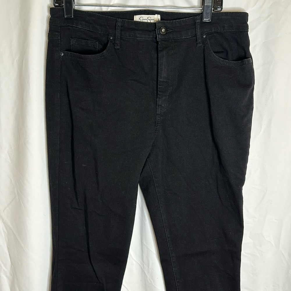 Jessica Simpson curvy, high-rise skinny jean